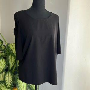 Chicos black shoulder cutout blouse